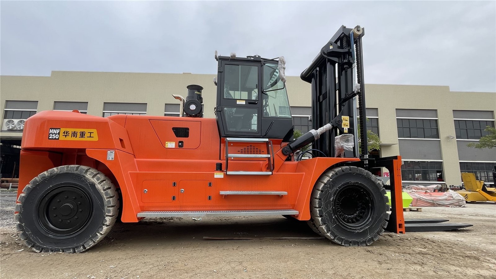 25ton forklift 4 25ton forklift 4
